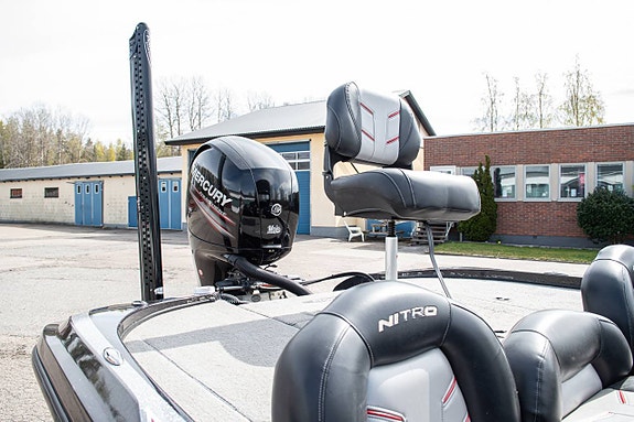 Nitro Z18 Mercury F150 5 of 10