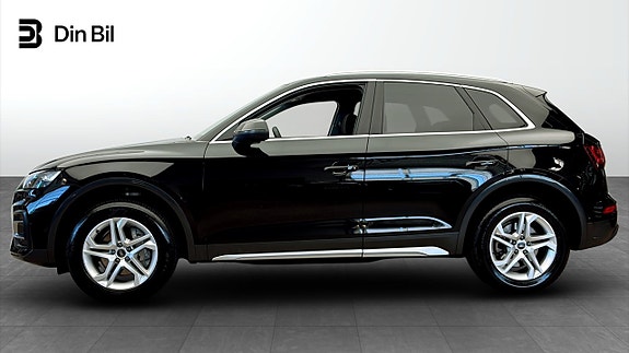 Audi Q5 2 of 5