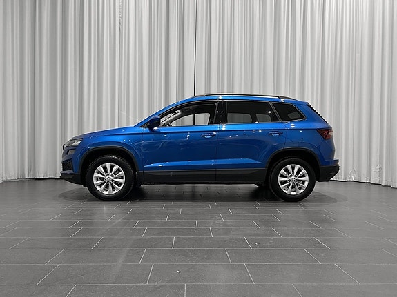 Skoda Karoq 2 of 5