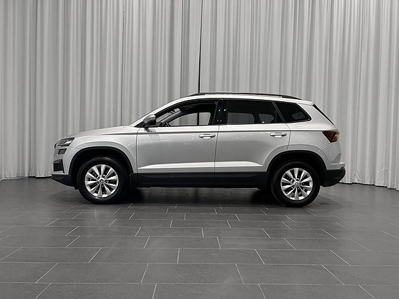 Skoda Karoq 2 of 5