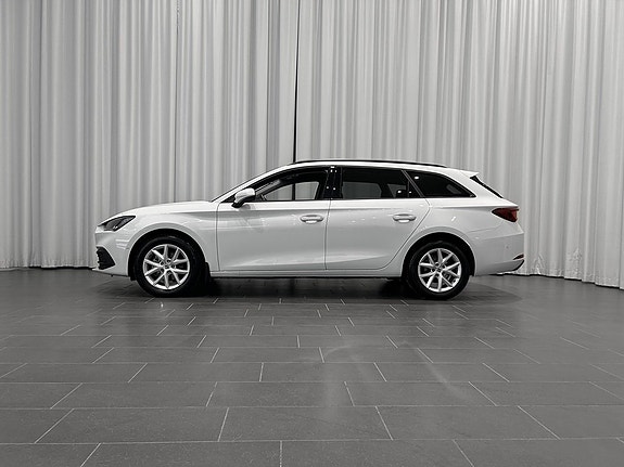 Seat Leon 2 of 5