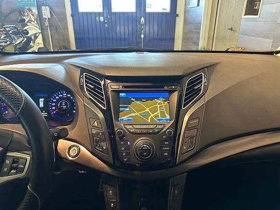 Hyundai i40 14 of 23