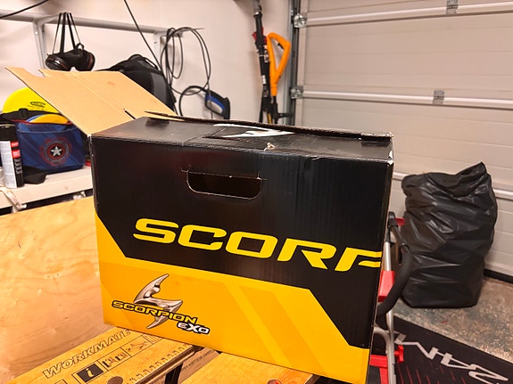 Product image 9 of 10
