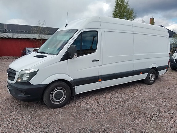 Mercedes-Benz Sprinter 316 2 of 5