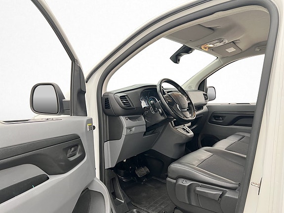 Peugeot e-Expert 14 of 29