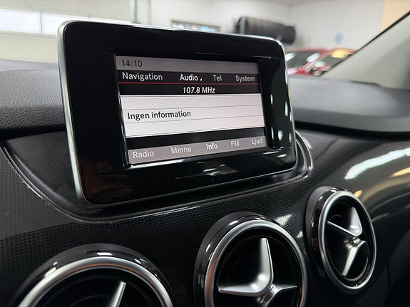 Mercedes-Benz B180 9 of 21