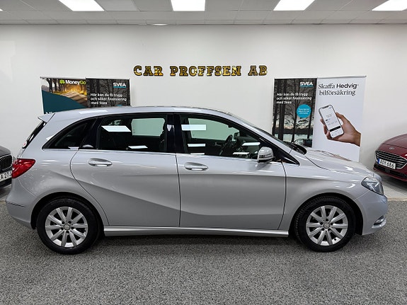 Mercedes-Benz B180 20 of 21