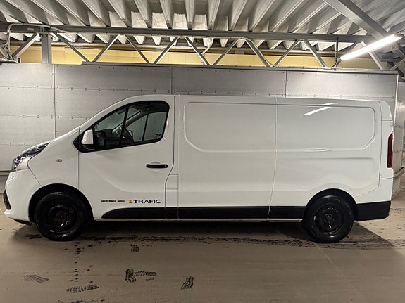 Renault Trafic 4 of 5