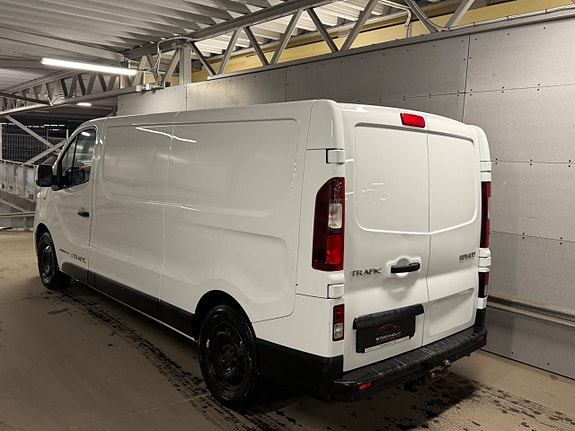 Renault Trafic 5 of 5