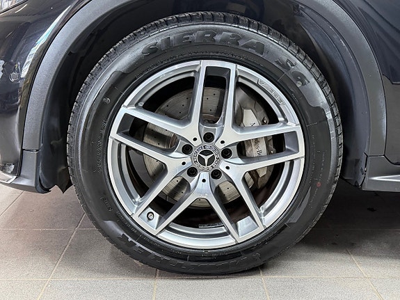 Mercedes-Benz GLC220 d 10 of 22