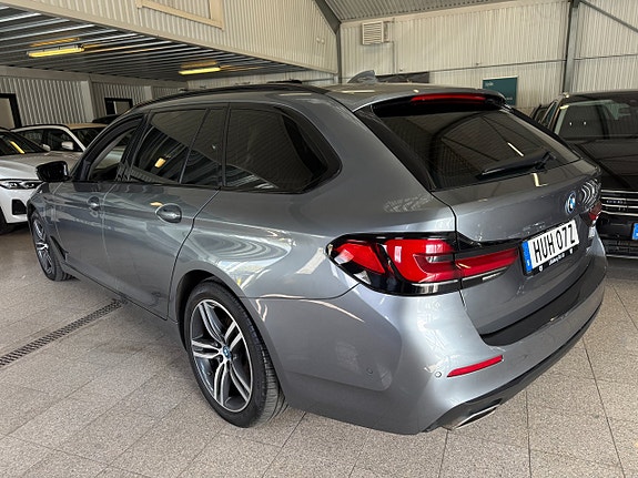 BMW 530e 5 of 17