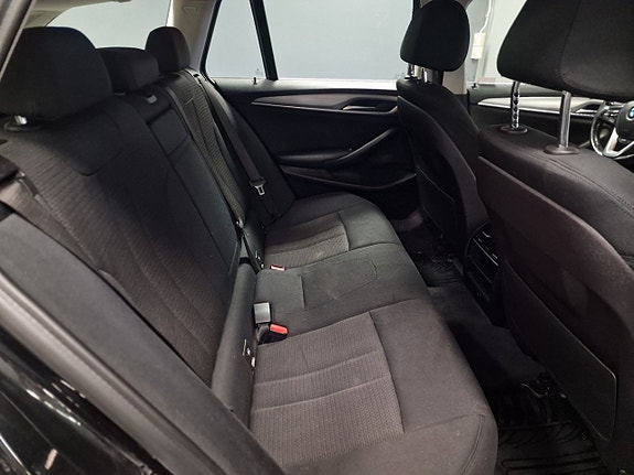 BMW 520d 9 of 16