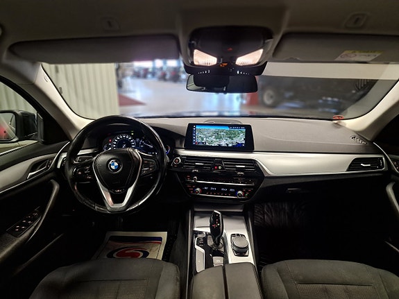 BMW 520d 10 of 16
