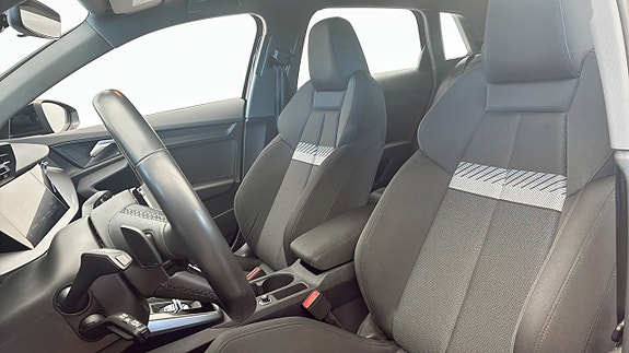 Audi A3 8 of 13