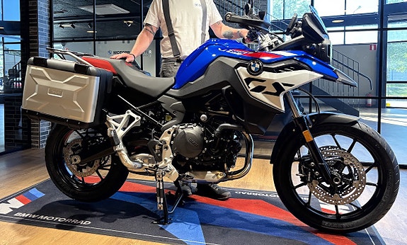 BMW F 800 GS 2 of 5