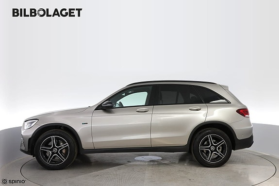 Mercedes-Benz GLC300 de 2 of 5