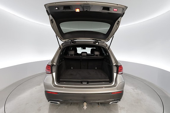Mercedes-Benz GLC300 de 15 of 18