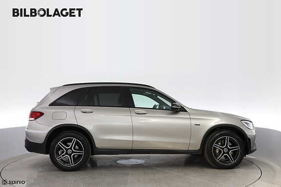 Mercedes-Benz GLC300 de 5 of 5