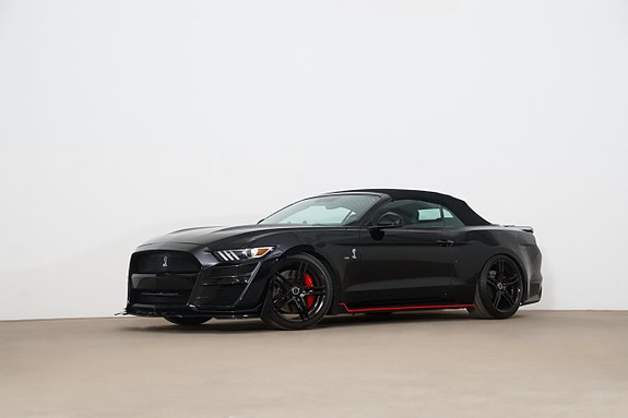 Ford Mustang 6 of 25