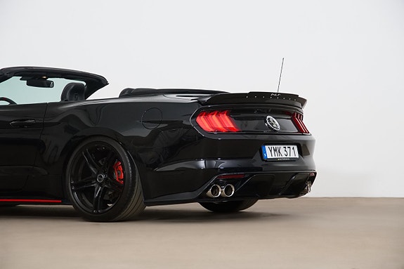 Ford Mustang 10 of 25