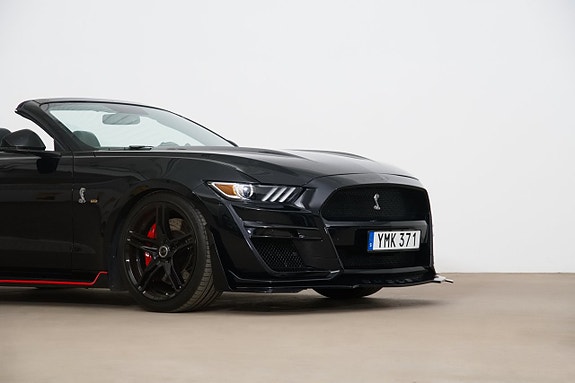Ford Mustang 5 of 5
