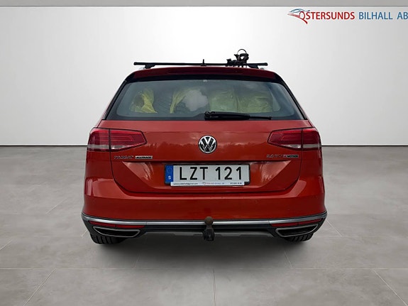 Volkswagen Passat Alltrack 5 of 5