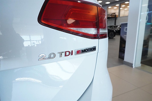 Volkswagen Passat Alltrack 10 of 10