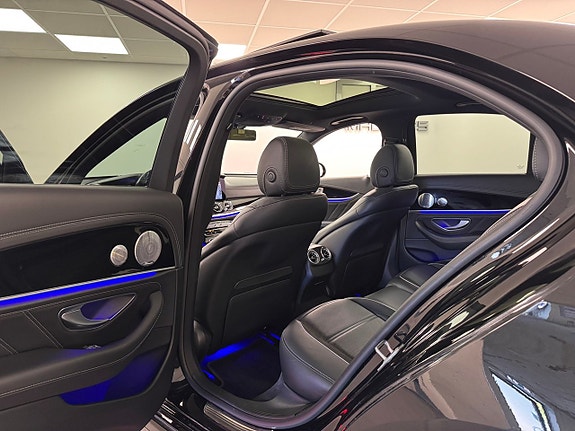 Mercedes-Benz E63 13 of 17