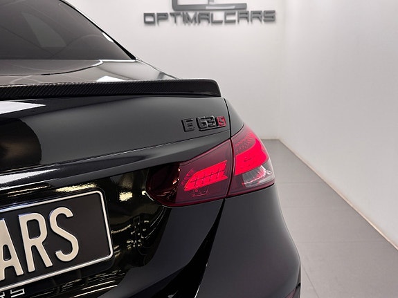 Mercedes-Benz E63 16 of 17