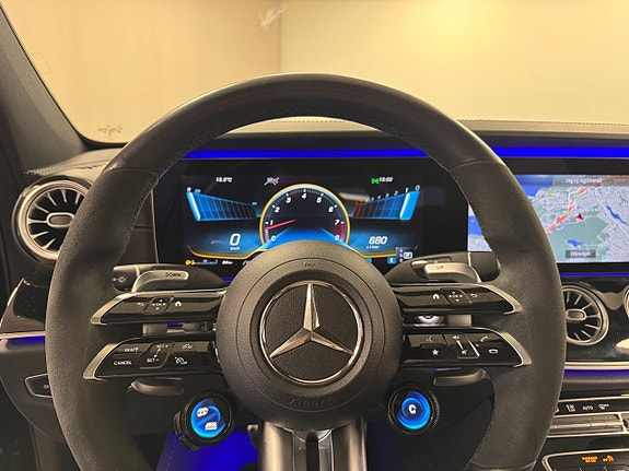 Mercedes-Benz E63 8 of 17