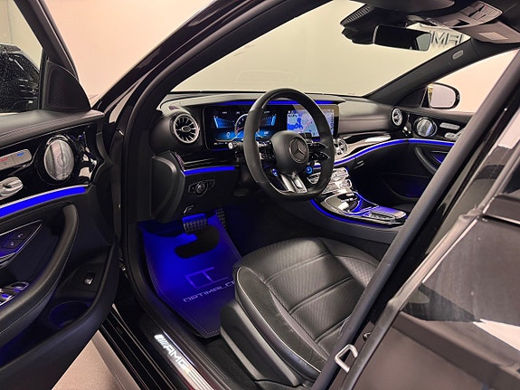 Mercedes-Benz E63 5 of 17
