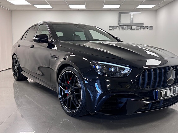 Mercedes-Benz E63 2 of 17