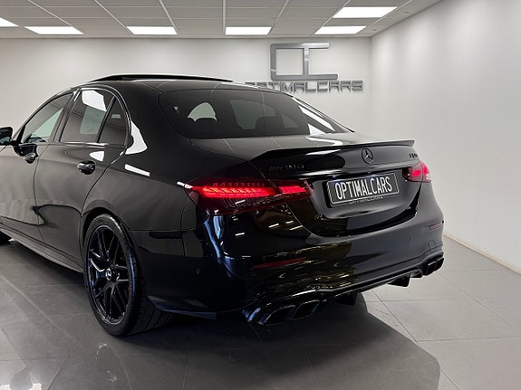 Mercedes-Benz E63 17 of 17