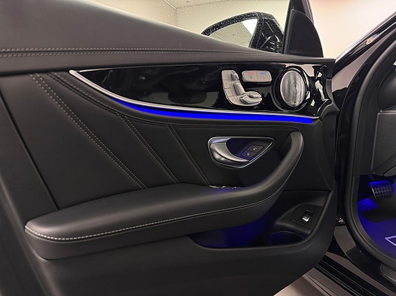 Mercedes-Benz E63 14 of 17