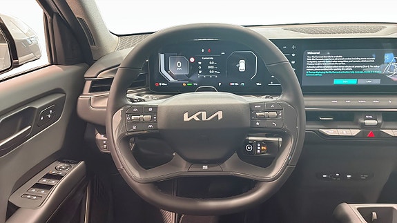 Kia EV9 10 of 17