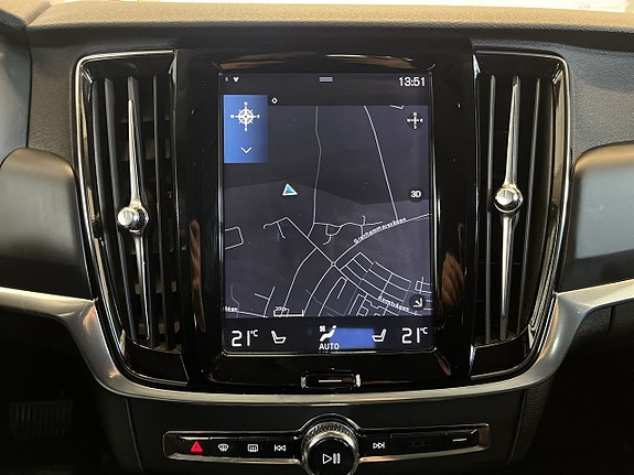 Volvo V90 Cross Country 17 of 25