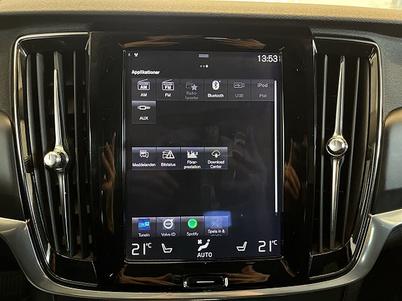 Volvo V90 Cross Country 19 of 25