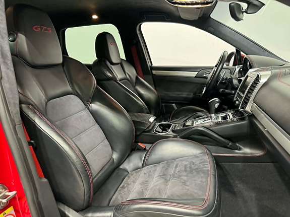 Porsche Cayenne GTS 6 of 19