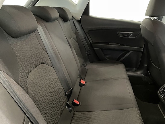 Seat Leon 9 of 21