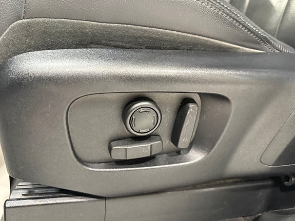 Land Rover Discovery 8 of 24