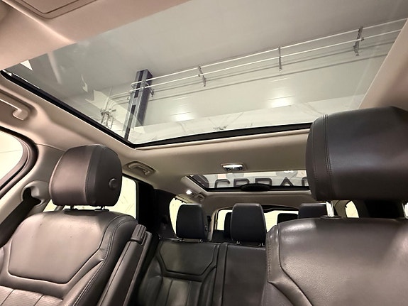 Land Rover Discovery 9 of 24