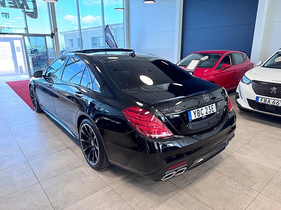 Mercedes-Benz S350 4 of 5