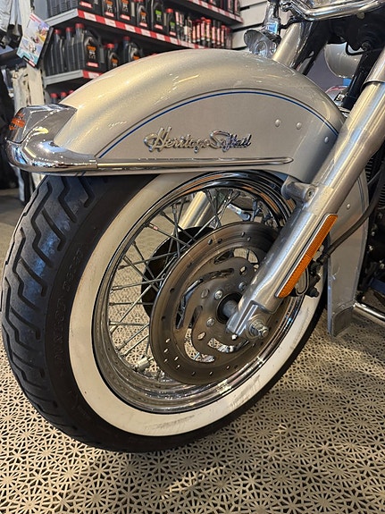 Harley-Davidson FLSTC SOFTAIL HERITAGE Lagerfinal – utvalda mc till kampanjpris! Sänkt 10000:- 9 of 13