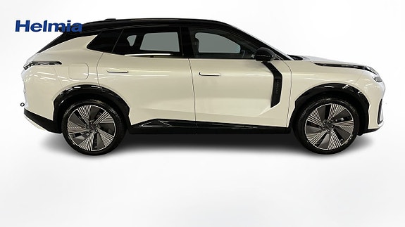 Lynk & Co 08 6 of 11