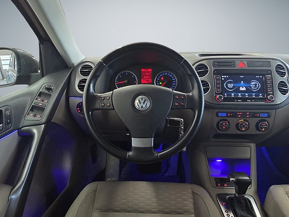 Volkswagen Tiguan 18 of 22