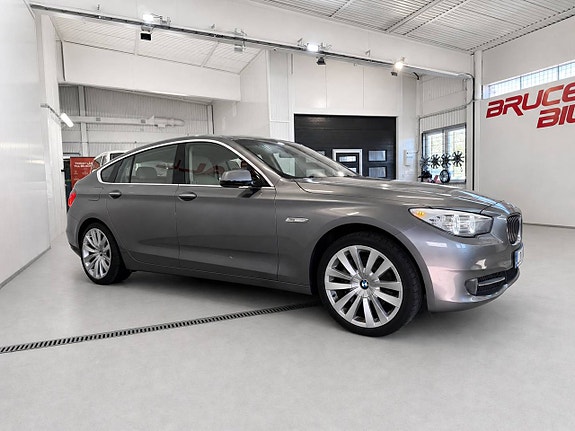 BMW 530d 4 of 5