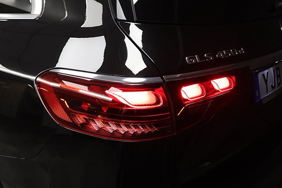 Mercedes-Benz GLS450 d 9 of 30