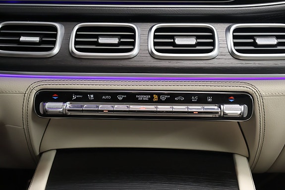 Mercedes-Benz GLS450 d 22 of 30
