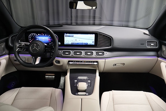 Mercedes-Benz GLS450 d 15 of 30