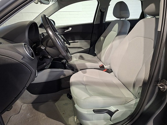 Audi A1 4 of 14